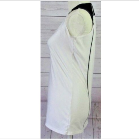 Under Armour Top Sleeveless V-neck M - Picture 2 of 8